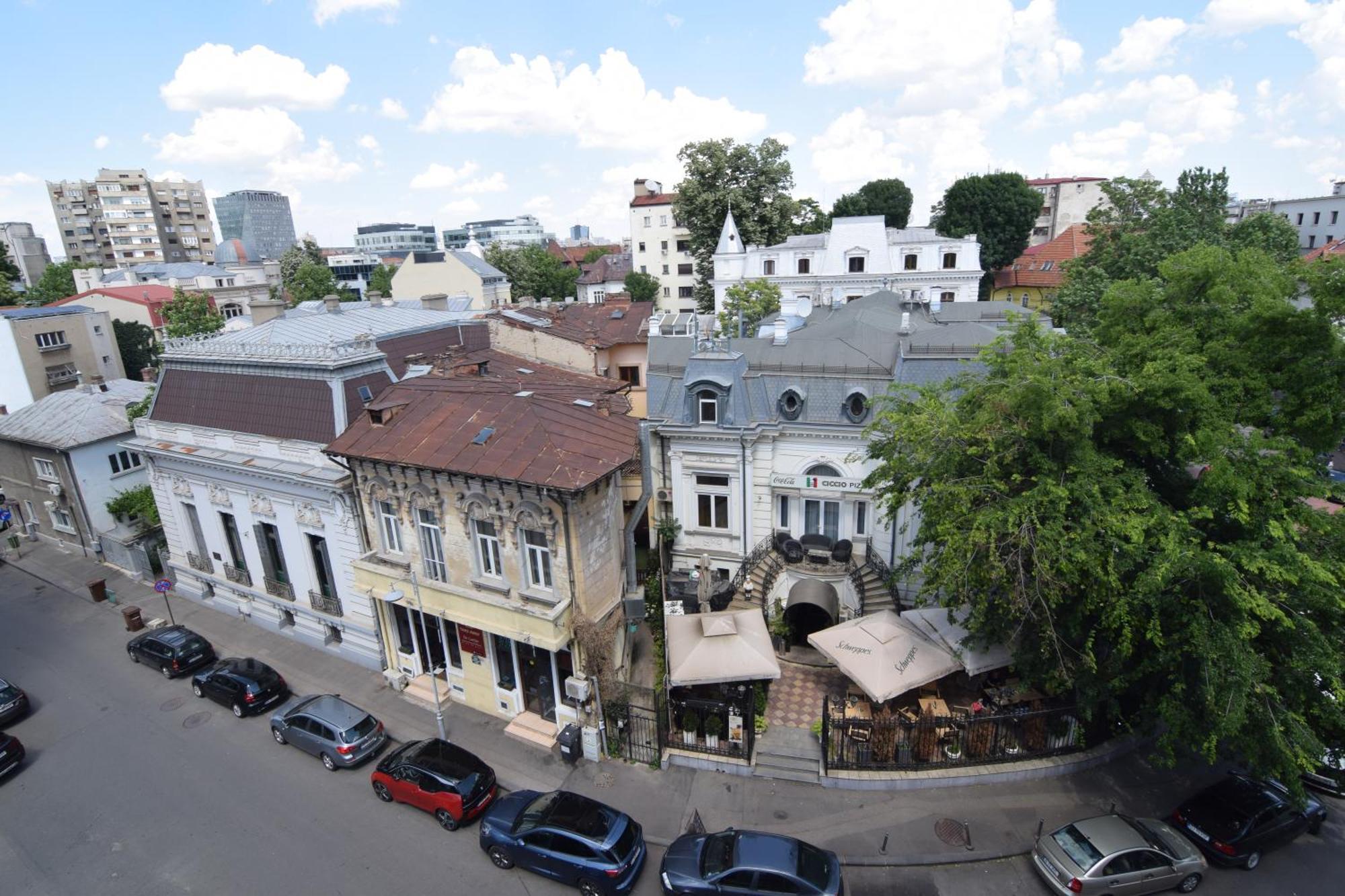 Studio In The Center Of Bucharest Exterior photo